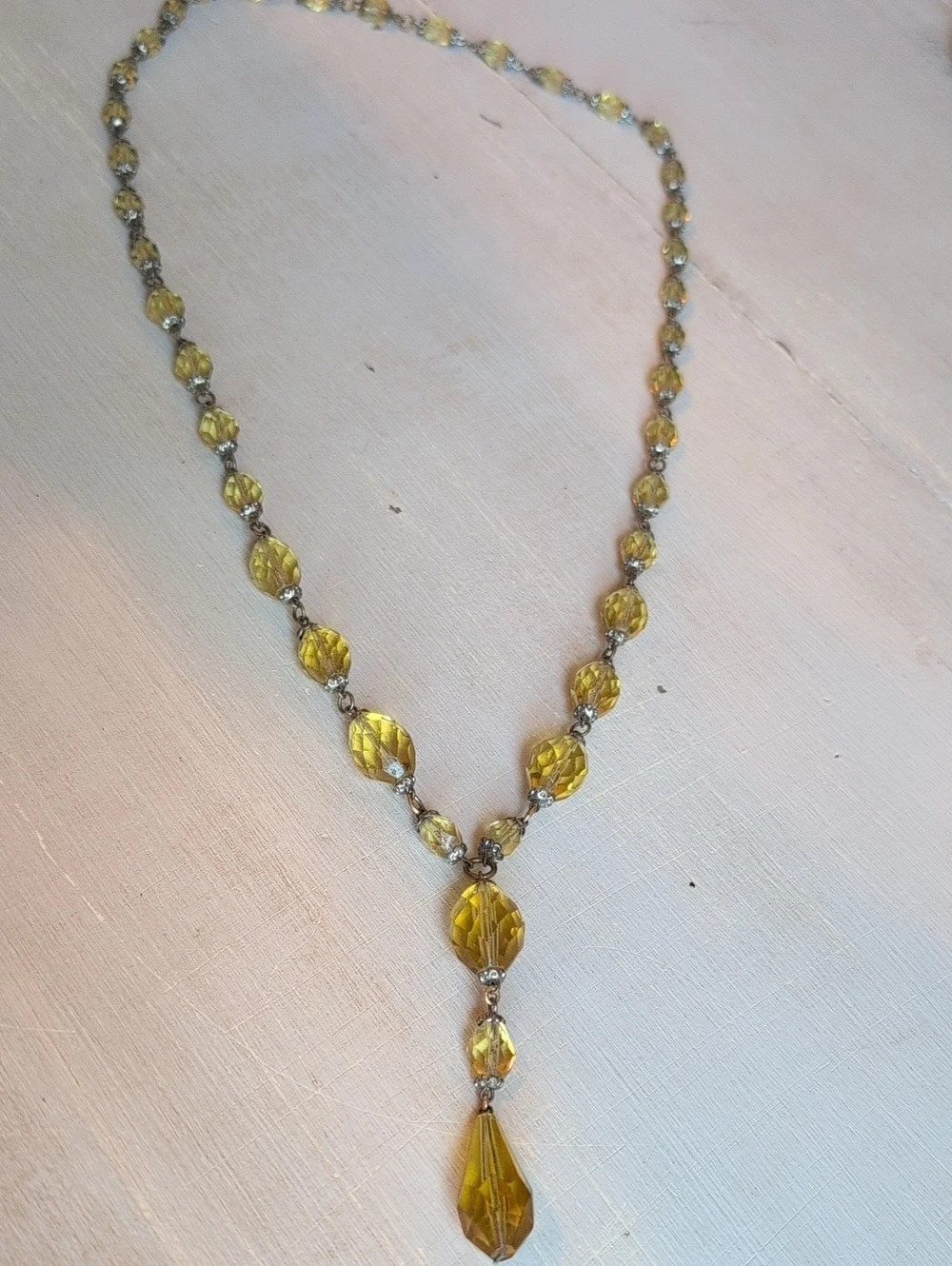 Vintage Art Deco Yellow Bead Pendant Necklace